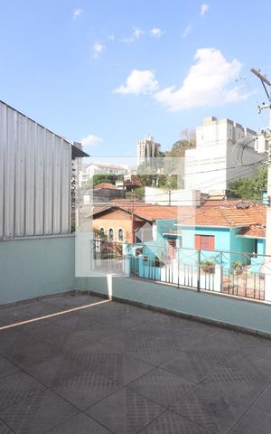 Casa para alugar com 150m², 3 quartos e 2 vagasSacada Quarto 3