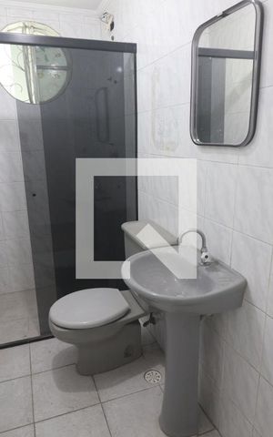 Casa para alugar com 150m², 3 quartos e 2 vagasBanheiro Social 2