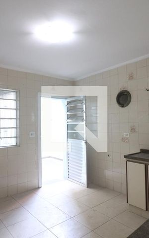 Casa para alugar com 150m², 3 quartos e 2 vagasCozinha 