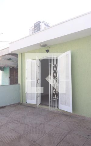 Casa para alugar com 150m², 3 quartos e 2 vagasSacada Quarto 3