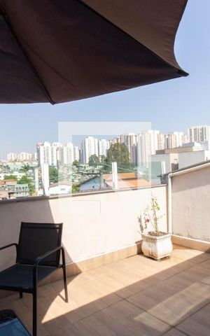 Casa à venda com 100m², 3 quartos e 2 vagasTerraço