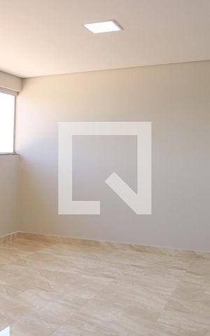 Casa à venda com 262m², 6 quartos e 3 vagasSuíte 2