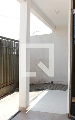 Casa à venda com 262m², 6 quartos e 3 vagasÁrea da frente