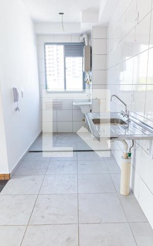 Apartamento para alugar com 40m², 1 quarto e sem vaga Apartamento para alugar com 40m², 1 quarto e sem vagaCozinha e Área de Serviço