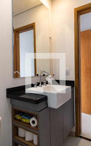 Casa à venda com 200m², 3 quartos e 5 vagasBanheiro da Suíte