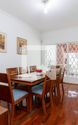 Casa à venda com 150m², 3 quartos e 3 vagas Casa à venda com 150m², 3 quartos e 3 vagasSala de Jantar