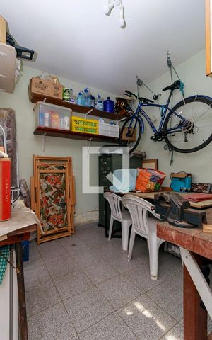 Casa à venda com 150m², 3 quartos e 3 vagas Casa à venda com 150m², 3 quartos e 3 vagasEdicula