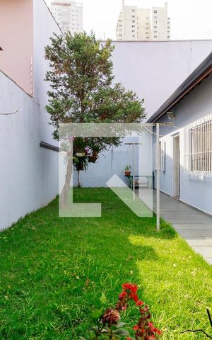 Casa à venda com 150m², 3 quartos e 3 vagas Casa à venda com 150m², 3 quartos e 3 vagasÁrea Externa