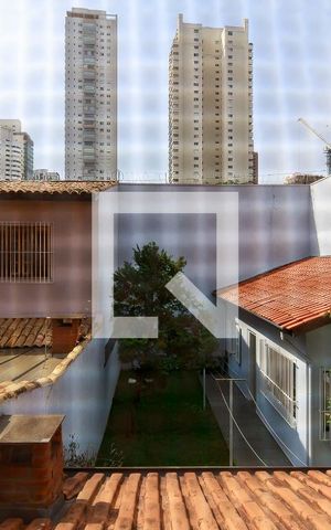 Casa à venda com 150m², 3 quartos e 3 vagas Casa à venda com 150m², 3 quartos e 3 vagasVista