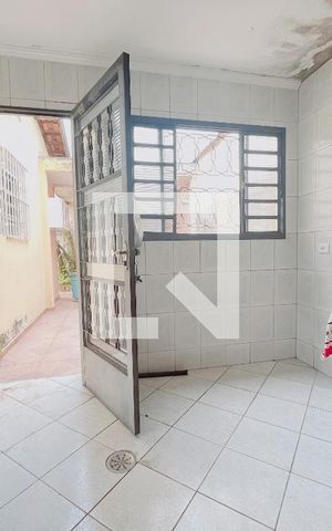 Casa à venda com 150m², 3 quartos e 1 vaga Casa à venda com 150m², 3 quartos e 1 vagaCozinha
