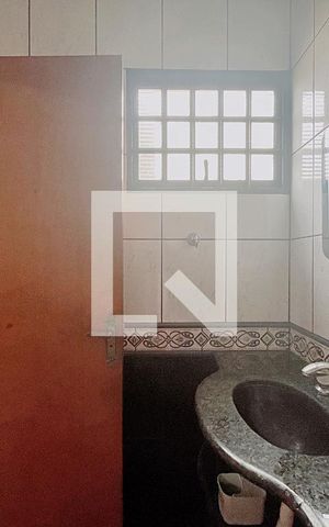 Casa à venda com 150m², 3 quartos e 1 vaga