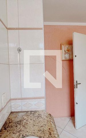 Casa à venda com 150m², 3 quartos e 1 vaga Casa à venda com 150m², 3 quartos e 1 vagaBanheiro