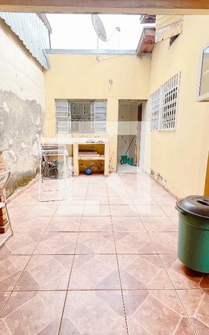 Casa à venda com 150m², 3 quartos e 1 vaga Casa à venda com 150m², 3 quartos e 1 vagaÁrea Comum