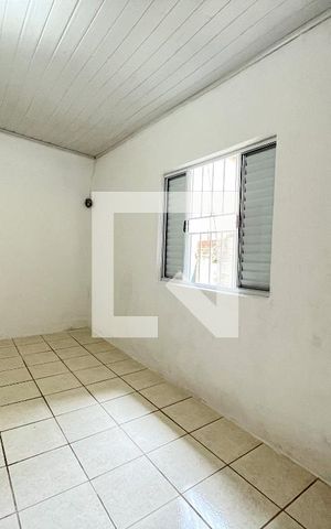 Casa à venda com 175m², 5 quartos e 2 vagasQuarto 
