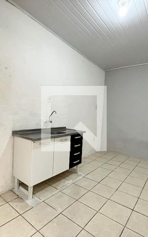 Casa à venda com 175m², 5 quartos e 2 vagasCozinha 