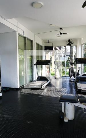 Apartamento à venda com 220m², 4 quartos e 2 vagas Apartamento à venda com 220m², 4 quartos e 2 vagasÁrea comum - Academia