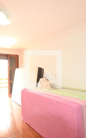 Casa de condomínio à venda com 300m², 4 quartos e 2 vagasQuarto 2 Suite