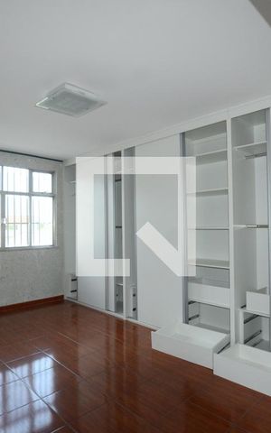 Casa de condomínio à venda com 300m², 4 quartos e 2 vagasQuarto 3