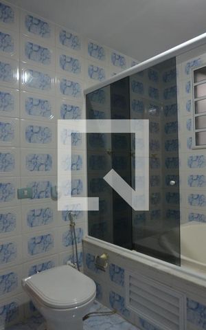 Casa de condomínio à venda com 300m², 4 quartos e 2 vagasBanheiro da Suite 2