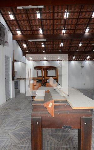 Casa de condomínio à venda com 300m², 4 quartos e 2 vagasChurrasqueira