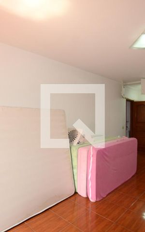 Casa de condomínio à venda com 300m², 4 quartos e 2 vagasQuarto 2 Suite