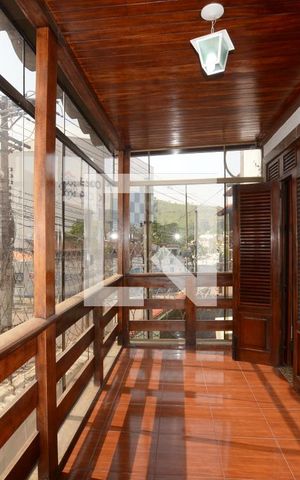 Casa de condomínio à venda com 300m², 4 quartos e 2 vagasVaranda do Quarto 1 Suite