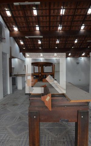 Casa de condomínio à venda com 300m², 4 quartos e 2 vagasChurrasqueira
