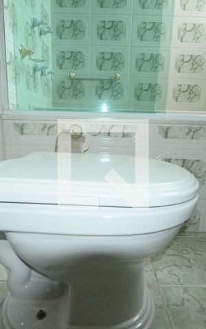 Casa de condomínio à venda com 300m², 4 quartos e 2 vagasBanheiro da Suite 1