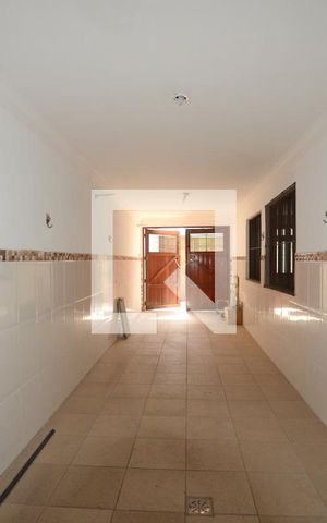 Casa de condomínio à venda com 300m², 4 quartos e 2 vagasGaragem
