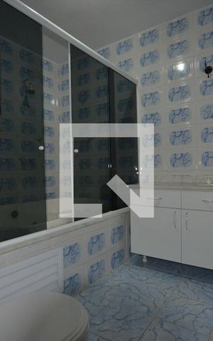 Casa de condomínio à venda com 300m², 4 quartos e 2 vagasBanheiro da Suite 2