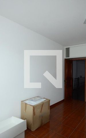 Casa de condomínio à venda com 300m², 4 quartos e 2 vagasQuarto 4