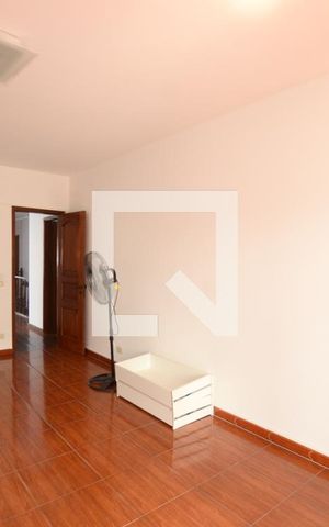 Casa de condomínio à venda com 300m², 4 quartos e 2 vagasQuarto 1 Suite