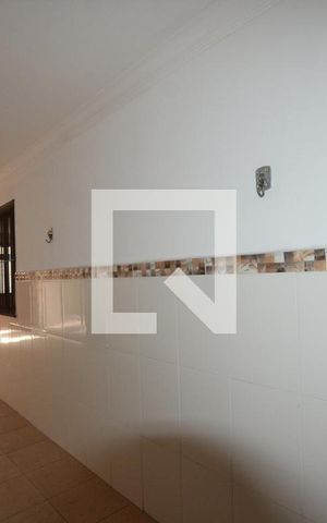 Casa de condomínio à venda com 300m², 4 quartos e 2 vagasGaragem