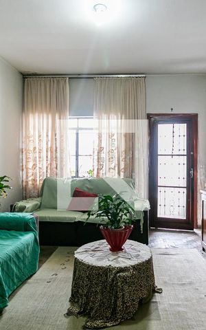 Casa à venda com 96m², 3 quartos e sem vagaSala