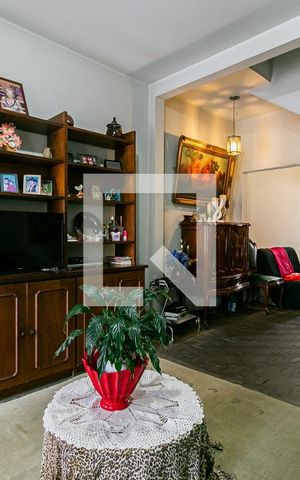 Casa à venda com 96m², 3 quartos e sem vagaSala