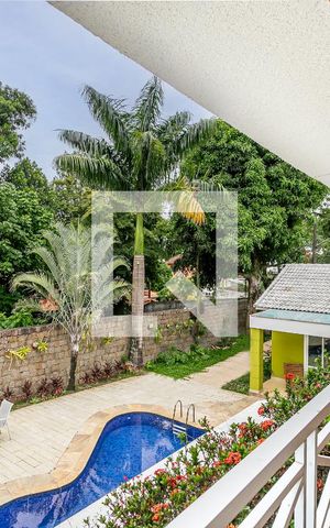 Casa de condomínio à venda com 850m², 4 quartos e 4 vagas Casa de condomínio à venda com 850m², 4 quartos e 4 vagasÁrea comum