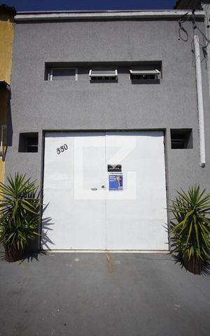 Casa à venda com 65m², 1 quarto e 1 vagaFachada