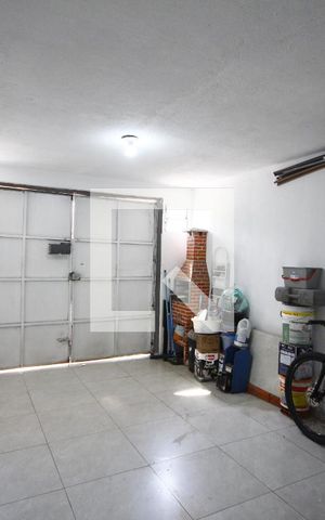 Casa à venda com 65m², 1 quarto e 1 vagaGaragem