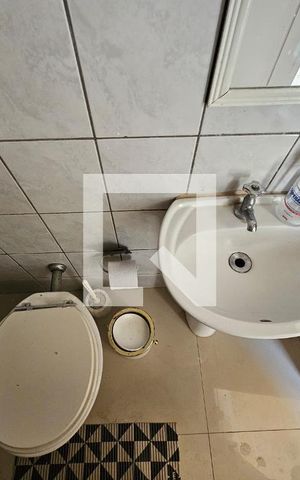 Casa à venda com 300m², 4 quartos e 4 vagasBanheiro de serviço