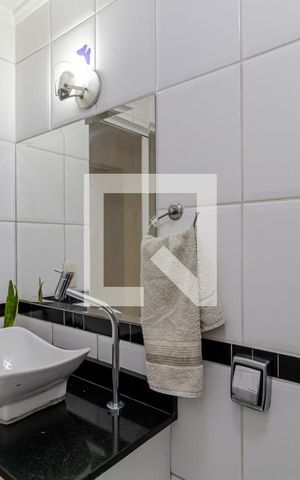 Apartamento à venda com 60m², 2 quartos e 1 vaga Apartamento à venda com 60m², 2 quartos e 1 vagaBanheiro