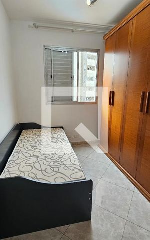 Apartamento para alugar com 47m², 2 quartos e 1 vagaQuarto 2 - Armários