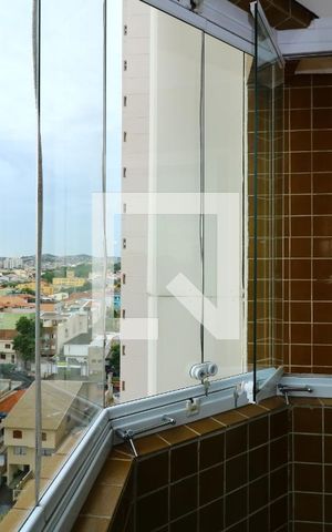 Apartamento à venda com 60m², 2 quartos e 1 vagaSacada da Sala