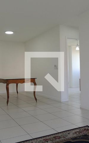 Apartamento à venda com 77m², 2 quartos e 1 vagaSala