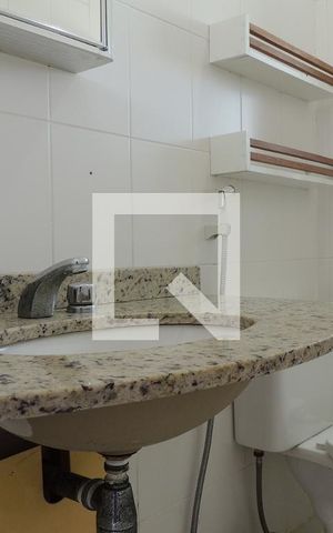 Apartamento à venda com 77m², 2 quartos e 1 vagaBanheiro da Suíte 2