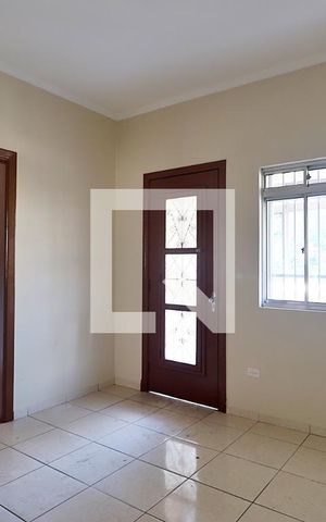 Casa à venda com 60m², 2 quartos e 2 vagasSala