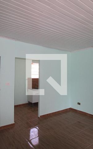 Casa à venda com 30m², 1 quarto e sem vagaSala/Quarto