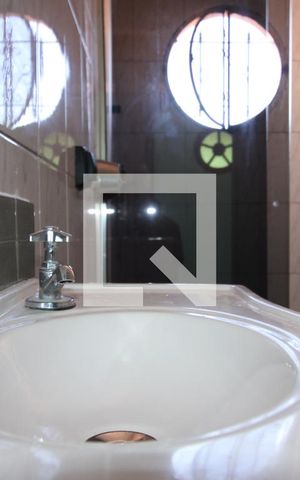 Casa à venda com 30m², 1 quarto e sem vagaBanheiro - pia