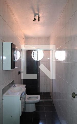 Casa à venda com 30m², 1 quarto e sem vagaBanheiro