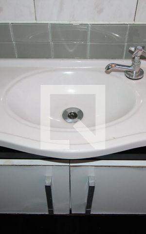 Casa à venda com 30m², 1 quarto e sem vagaBanheiro