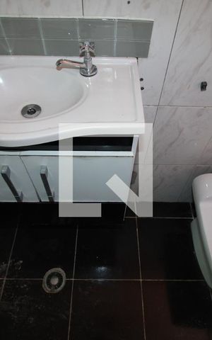 Casa à venda com 30m², 1 quarto e sem vagaBanheiro